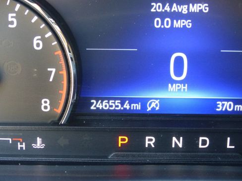 Used 2024 Ford Explorer XLT w/ Class IV Trailer Tow Package AWD/4WD image 28