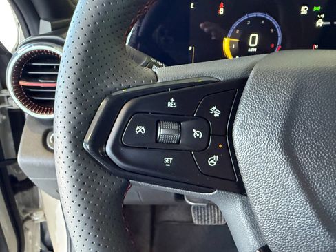 New 2026 Chevrolet Trax RS w/ Sunroof Package FWD image 17