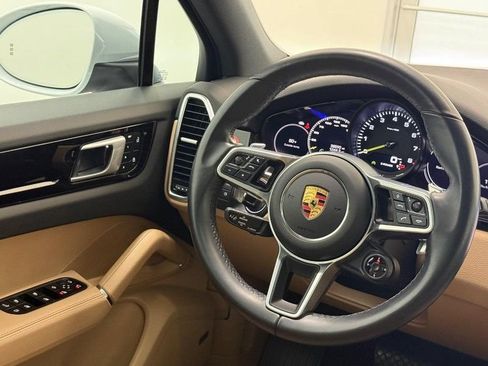 Used 2022 Porsche Cayenne E-Hybrid AWD/4WD image 17
