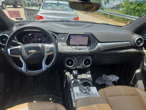 Used 2019 Chevrolet Blazer Premier w/ Sun and Wheels Package AWD/4WD image 9