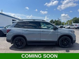 Used 2025 Honda Passport Black Edition video 1