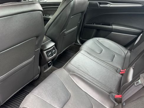 Used 2016 Ford Fusion Energi Titanium w/ Driver Assist Package FWD image 4