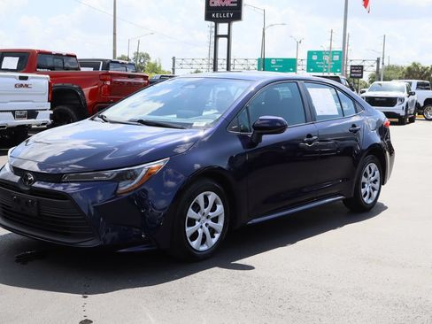 Used 2024 Toyota Corolla LE FWD image 5