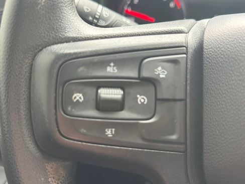 Used 2024 Chevrolet Silverado 1500 Custom image 17