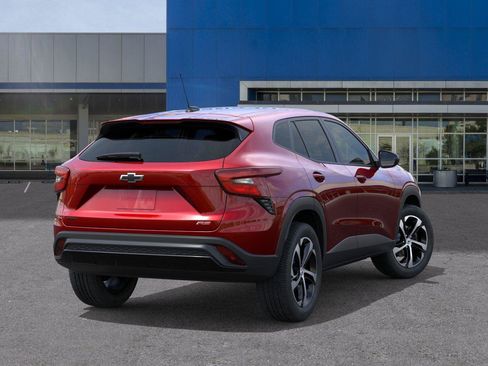 New 2026 Chevrolet Trax RS FWD image 4