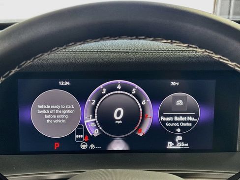 Certified 2025 Volkswagen Tiguan SE FWD image 15