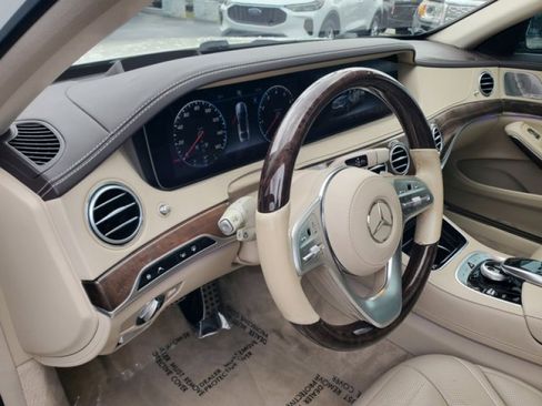 Used 2019 Mercedes-Benz S 560 Sedan w/ AMG Line Exterior image 10