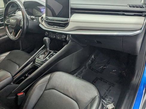 Used 2022 Jeep Compass Limited image 23