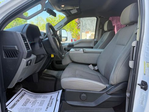 Used 2018 Ford F250 XL w/ Power Equipment Group image 10