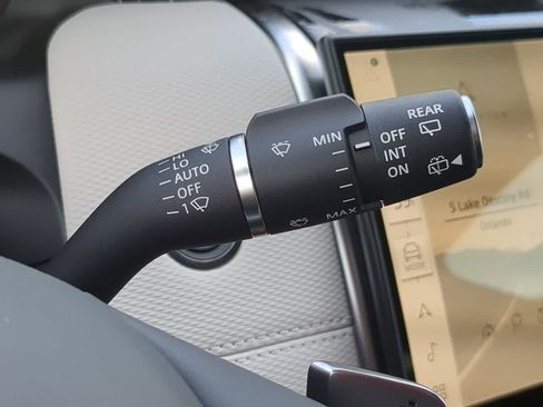 New 2026 Land Rover Discovery Sport Landmark AWD/4WD image 27