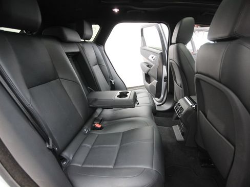 Used 2025 Land Rover Range Rover Velar Dynamic SE AWD/4WD image 30