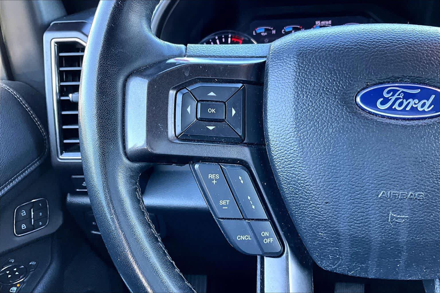 Used 2021 Ford Expedition Limited RWD image 24