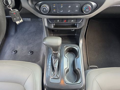 Used 2020 Chevrolet Colorado W/T w/ WT Convenience Package RWD image 31