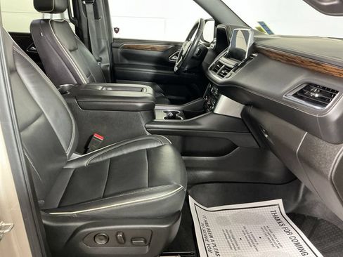 Used 2021 Chevrolet Tahoe Premier AWD/4WD image 22