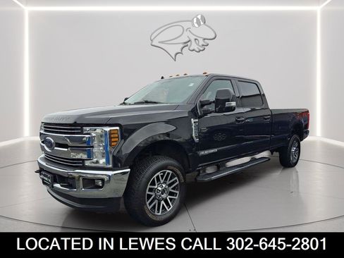 Used 2019 Ford F250 Lariat w/ Lariat Value Package image 1