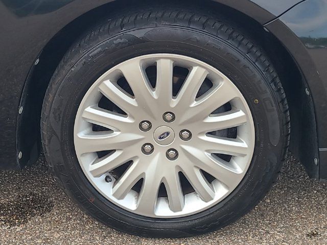 Used 2011 Ford Fusion Hybrid FWD image 9