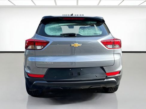 Used 2022 Chevrolet TrailBlazer LS FWD image 5