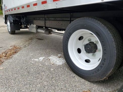 New 2024 Chevrolet Low Cab Forward RWD image 5