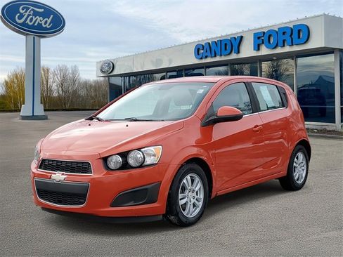 Used 2012 Chevrolet Sonic LT image 2