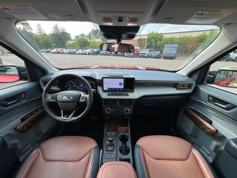 Used 2024 Ford Maverick Lariat FWD image 17