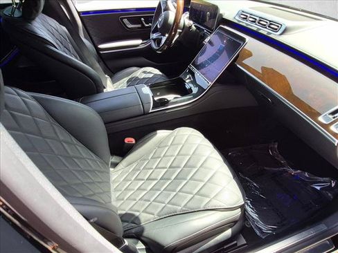 Used 2024 Mercedes-Benz S 580e 4MATIC Sedan image 22