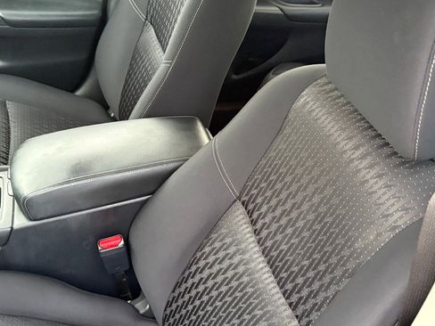 Used 2017 Nissan Altima 2.5 SV w/ Convenience Package image 28