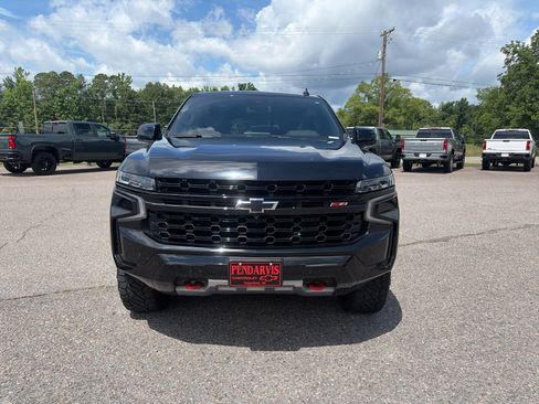 Used 2024 Chevrolet Tahoe Z71 w/ Luxury Package AWD/4WD image 8