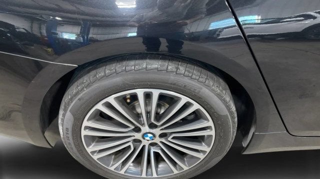 Used 2018 BMW 540i RWD image 22
