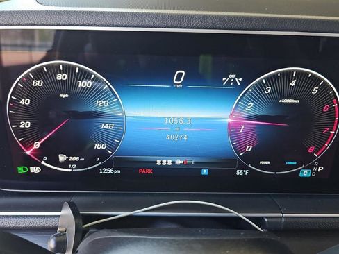 Used 2024 Mercedes-Benz GLE 450 4MATIC image 13