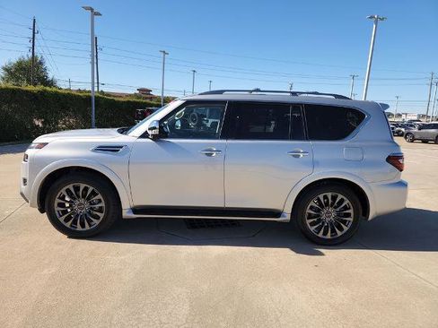 Certified 2024 Nissan Armada Platinum w/ Captain's Chairs Package image 8