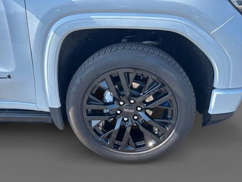 Used 2026 GMC Sierra 1500 Denali Ultimate AWD/4WD image 16