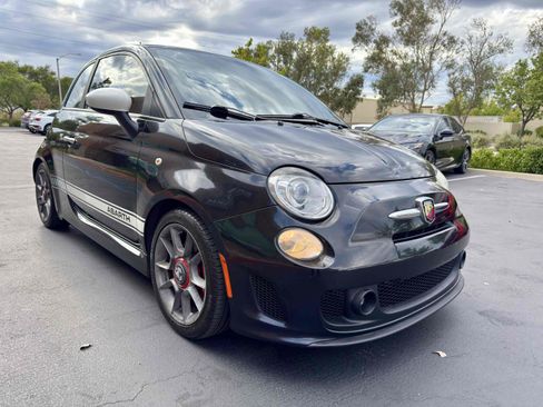Used 2012 FIAT 500 Abarth w/ Safety & Convenience Pkg image 9