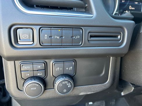 Certified 2021 Chevrolet Tahoe LT image 21