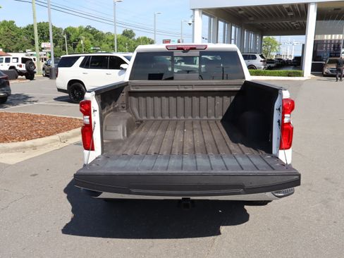 Used 2024 Chevrolet Silverado 1500 LTZ w/ Technology Package AWD/4WD image 12