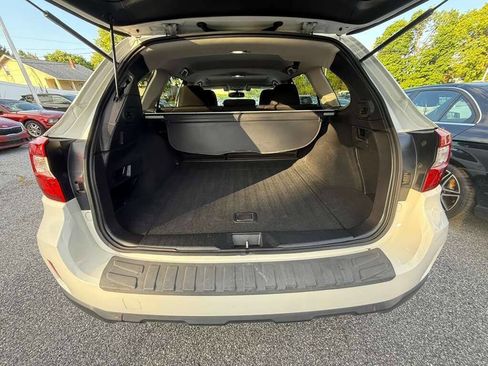 Used 2016 Subaru Outback 2.5i Premium AWD/4WD image 19