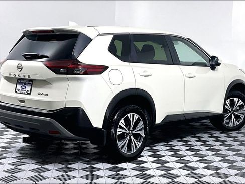 Used 2023 Nissan Rogue SV AWD/4WD image 12