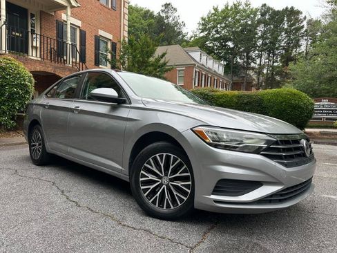 Used 2020 Volkswagen Jetta SE FWD image 4