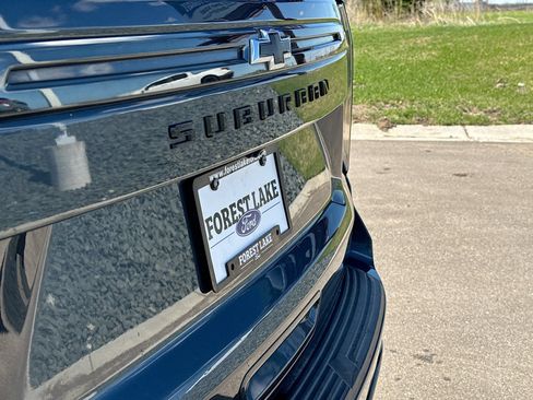 Used 2021 Chevrolet Suburban Z71 w/ Z71 Off-Road Package AWD/4WD image 21