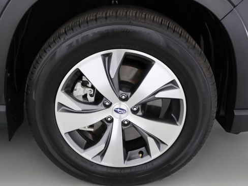 Used 2024 Subaru Ascent Premium w/ Convenience Package AWD/4WD image 22