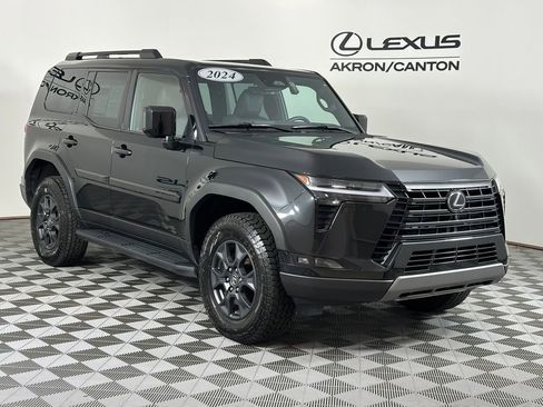 Used 2024 Lexus GX 550 AWD/4WD image 2