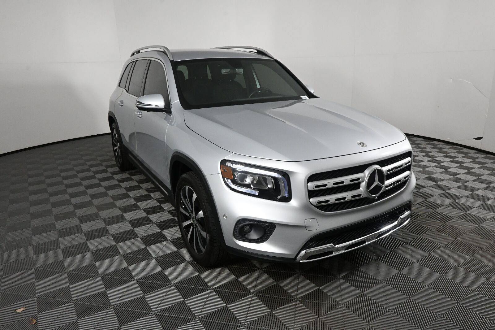 Certified 2021 Mercedes-Benz GLB 250 image 24