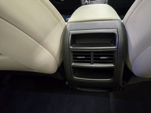 Used 2020 Cadillac XT5 Sportv AWD/4WD image 32