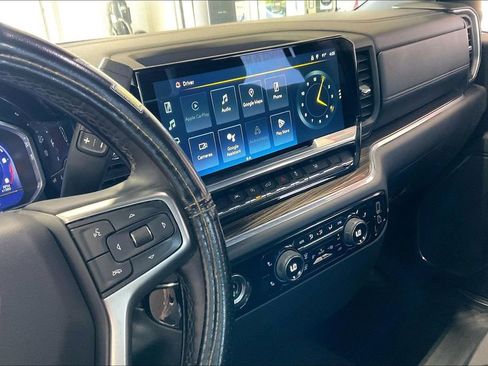 Used 2023 Chevrolet Silverado 1500 LT RWD image 11