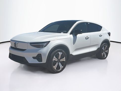 Used 2023 Volvo C40 P8 Recharge Plus w/ Protection Package Premier AWD/4WD image 3