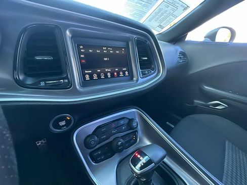 Used 2022 Dodge Challenger R/T RWD image 38