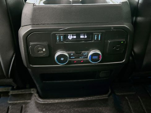 Used 2021 Ford Expedition Limited RWD image 28