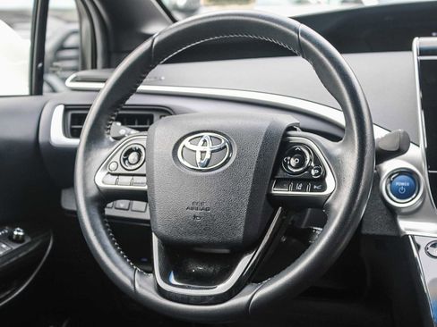 Used 2017 Toyota Mirai image 15