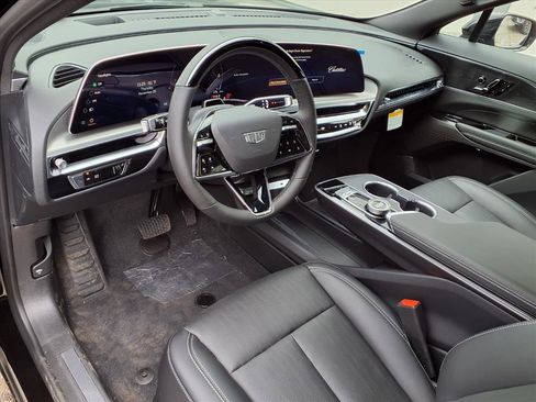 Used 2026 Cadillac Lyriq Sport image 15