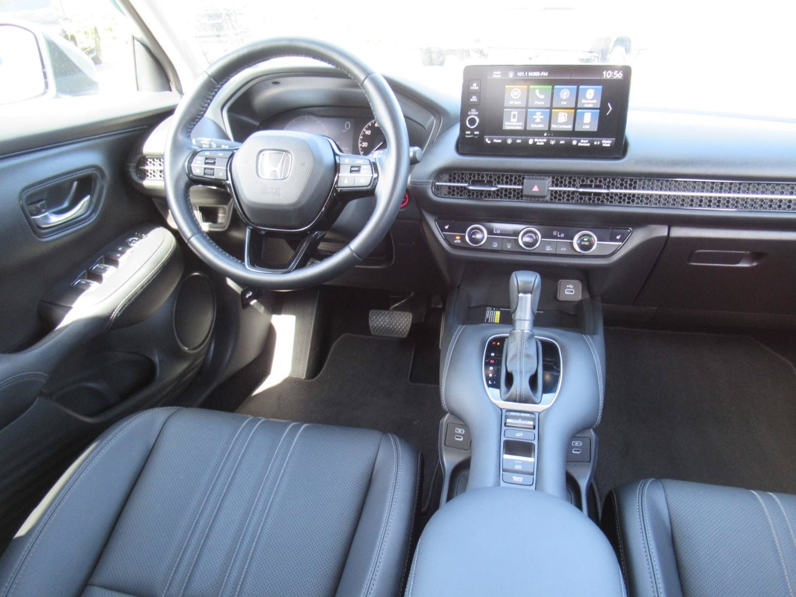 Used 2025 Honda HR-V EX-L image 14