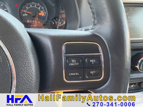 Used 2015 Jeep Patriot High Altitude FWD image 23
